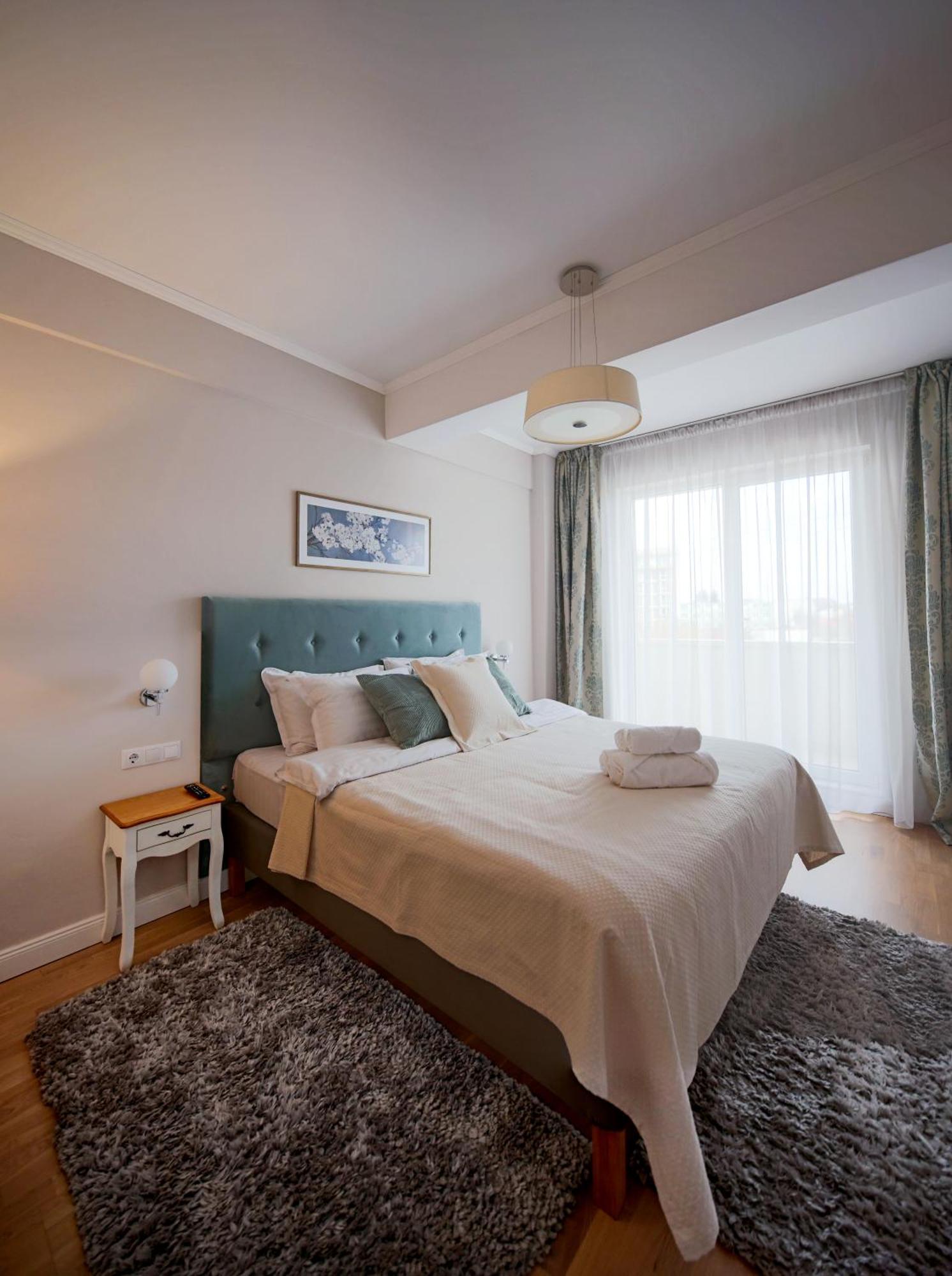Stylish Condo - Parking And Balcony 克卢日-纳波卡 外观 照片